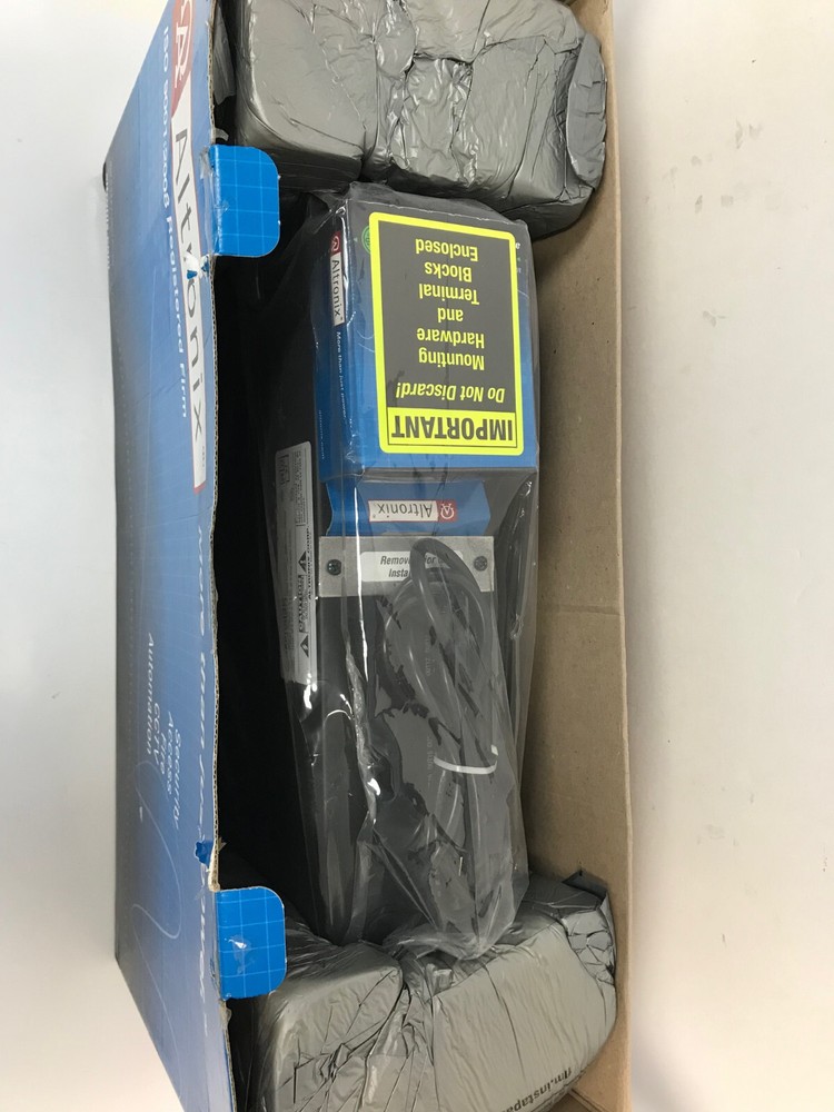 ALTRONIX MAXIMAL3R REACK MOUNT ACCESS POWER CONTROLLER W/POWER SUPPLY OPEN BOX
