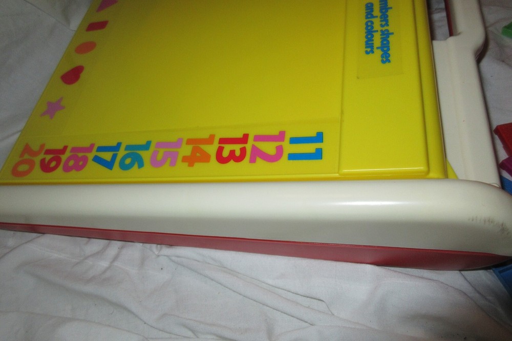 GRANDSTAND ELECTRONIC, TALKING LEARNING FUN, PRE-SCHOOL NUMBERS SHAPES 1989