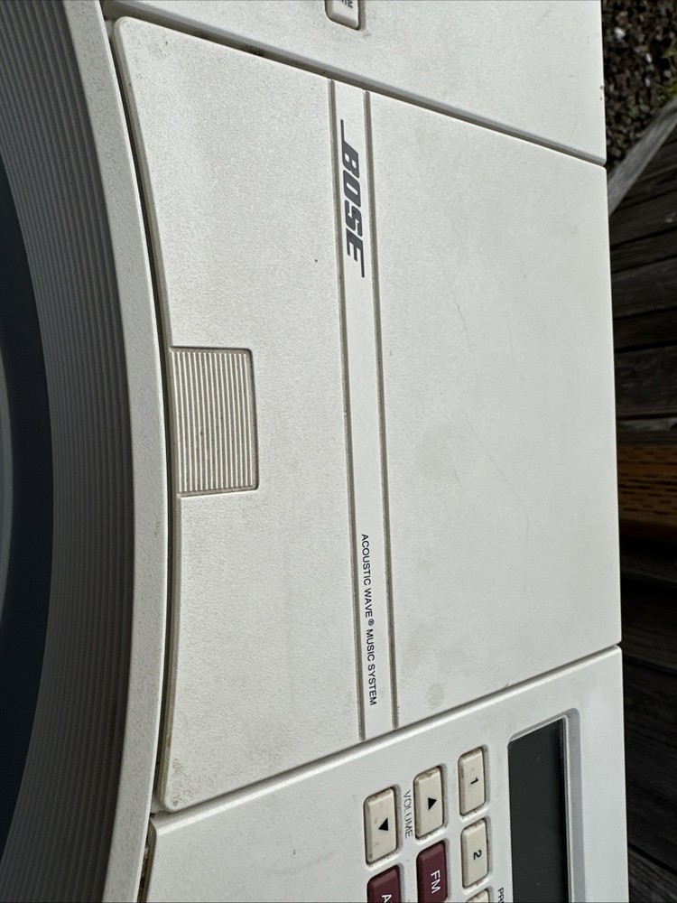 Bose Acoustic Wave Music System CD-3000