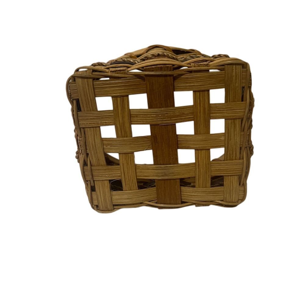 Handwoven Wicker Basket Small Cottage Decorative Storage Container w/ Handle