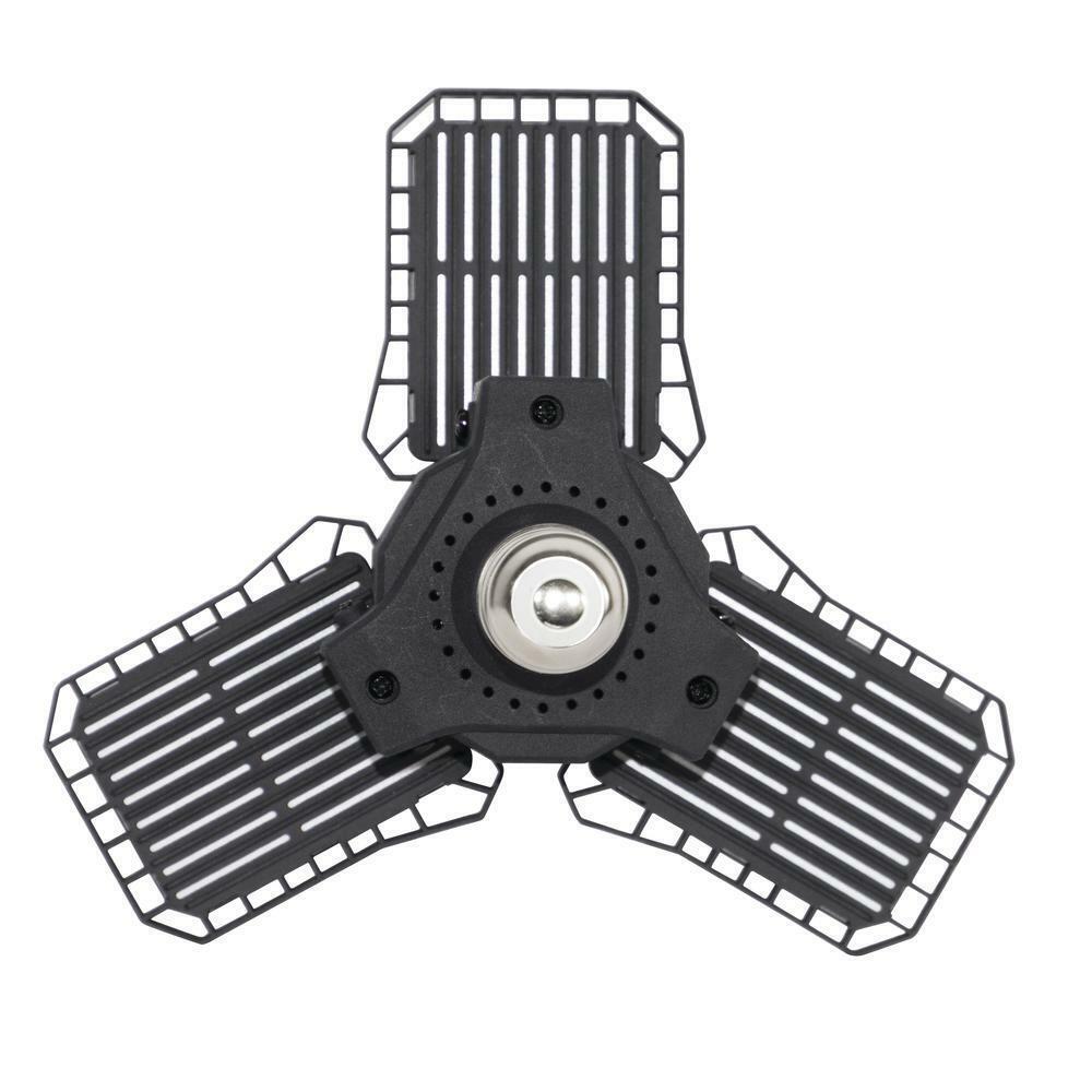 GT-Lite 3000 Lumen 3-Panel Adjustable Daylight 5000K LED Light Bulb 30,000 Hour