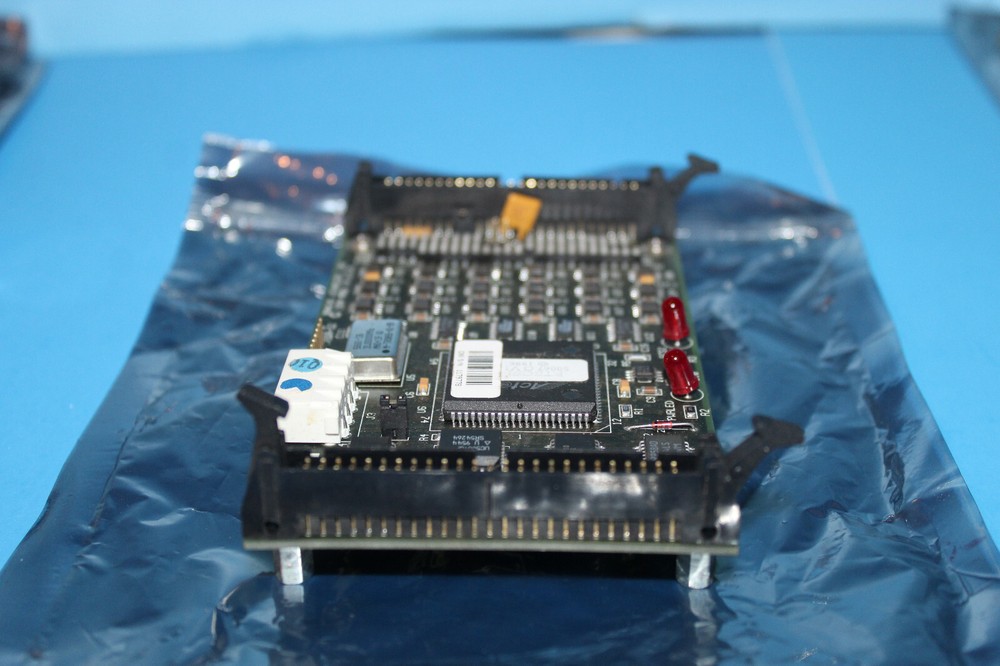 Single Ended to Differential SCSI Bus Adapter