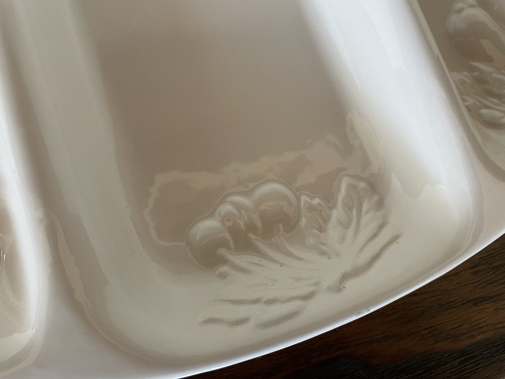 Nature cream three-segment divided serving tray
