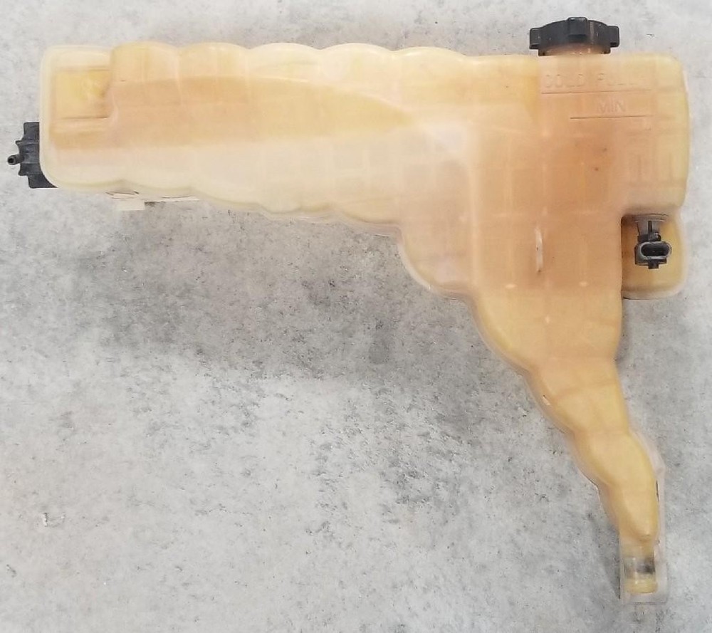For 2015 PETERBILT 579 RADIATOR OVERFLOW TANK ,  MT
