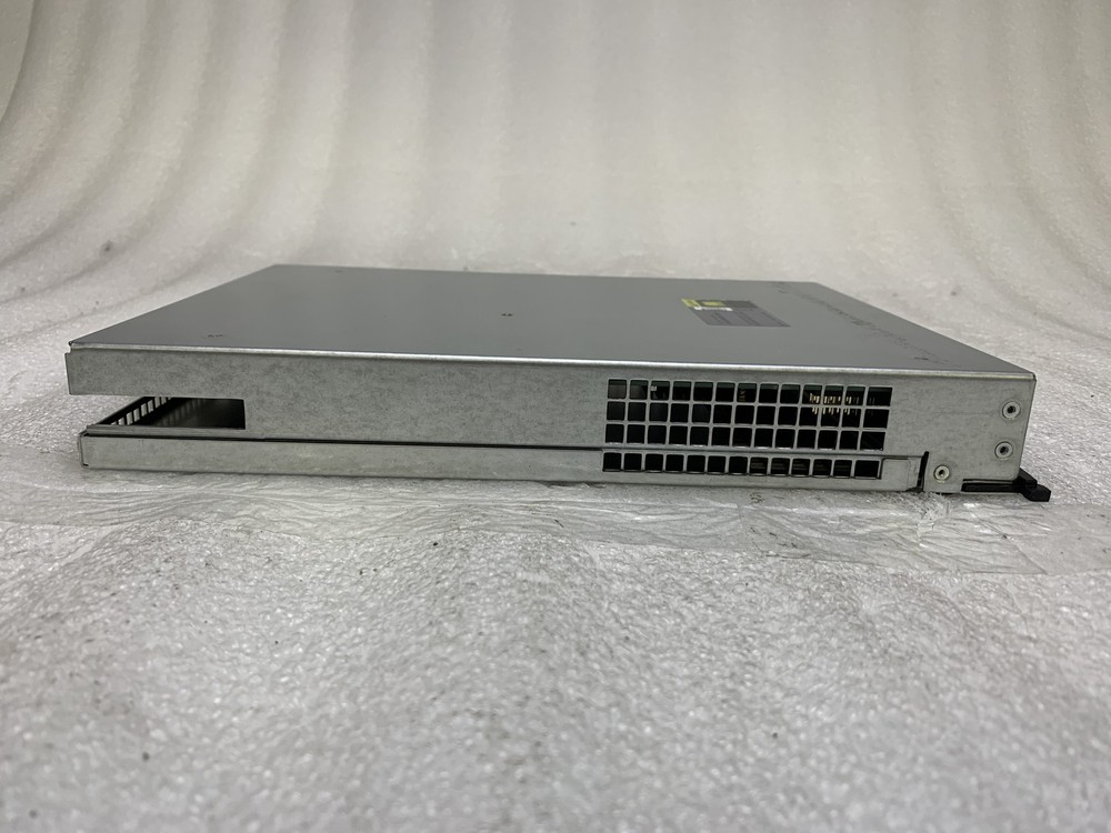 NetApp 111-00190+A0 IOM6 Storage Controller Module