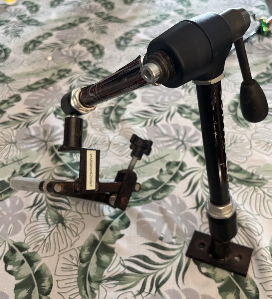 Last Chance Archery EZ Vise