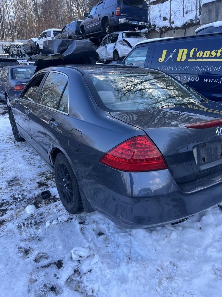 2007 ACCORD Third Brake Light Tested OEM