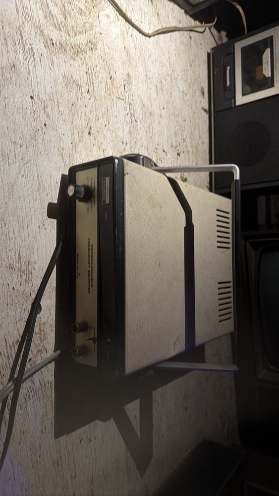 Schlumberger SM-110A Programmable Frequency Counter Digital Meter