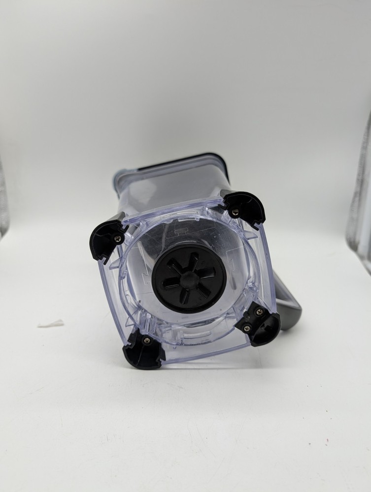 Ninja C0610B Professional Blender 1000