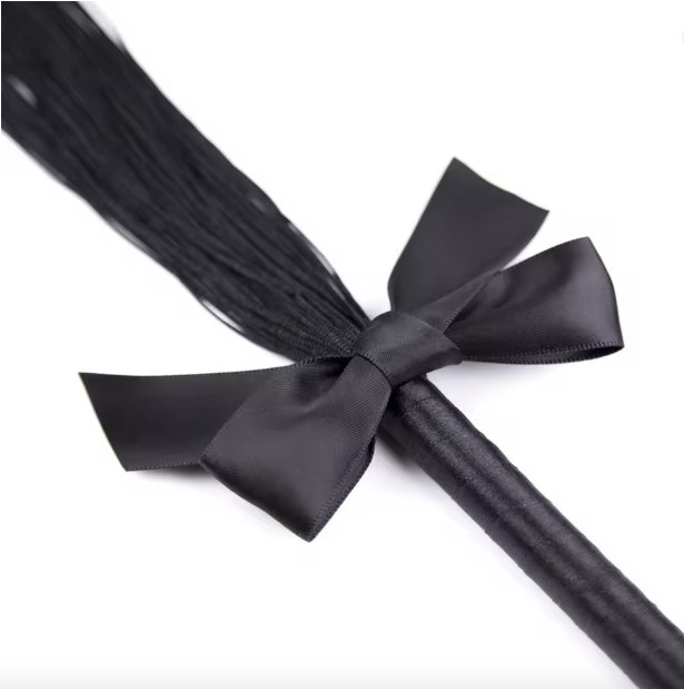 Black Silk Tassel Flogger – Bow Whip BDSM Bondage Restraints