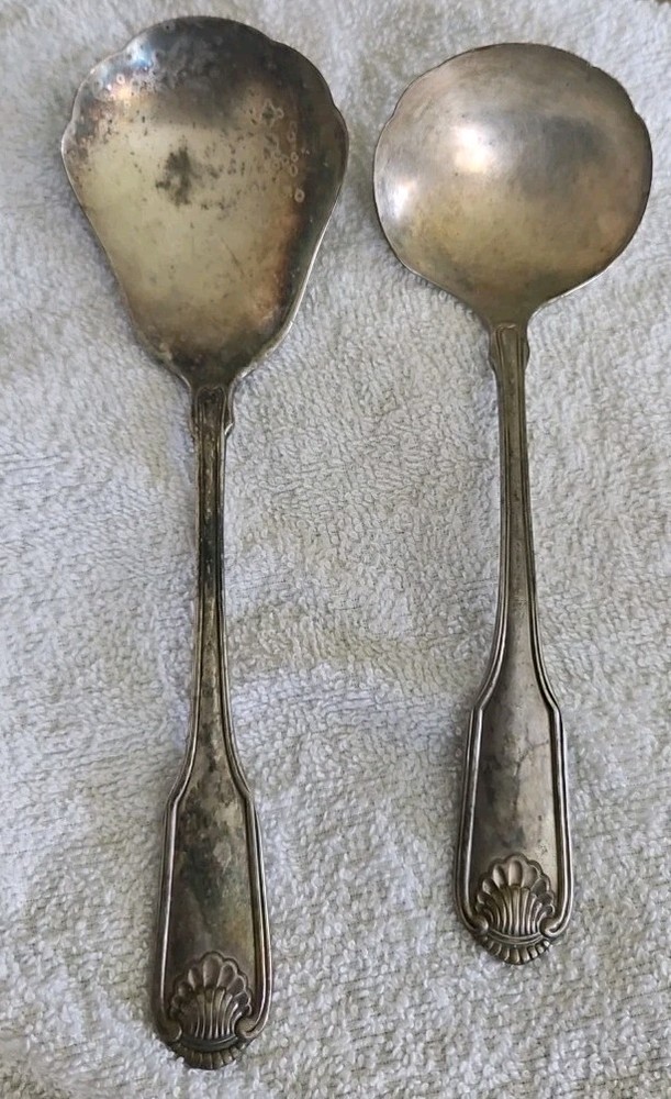 Oneida Community Silverplate SILVER SHELL 2 Piece Hostess Serving Set