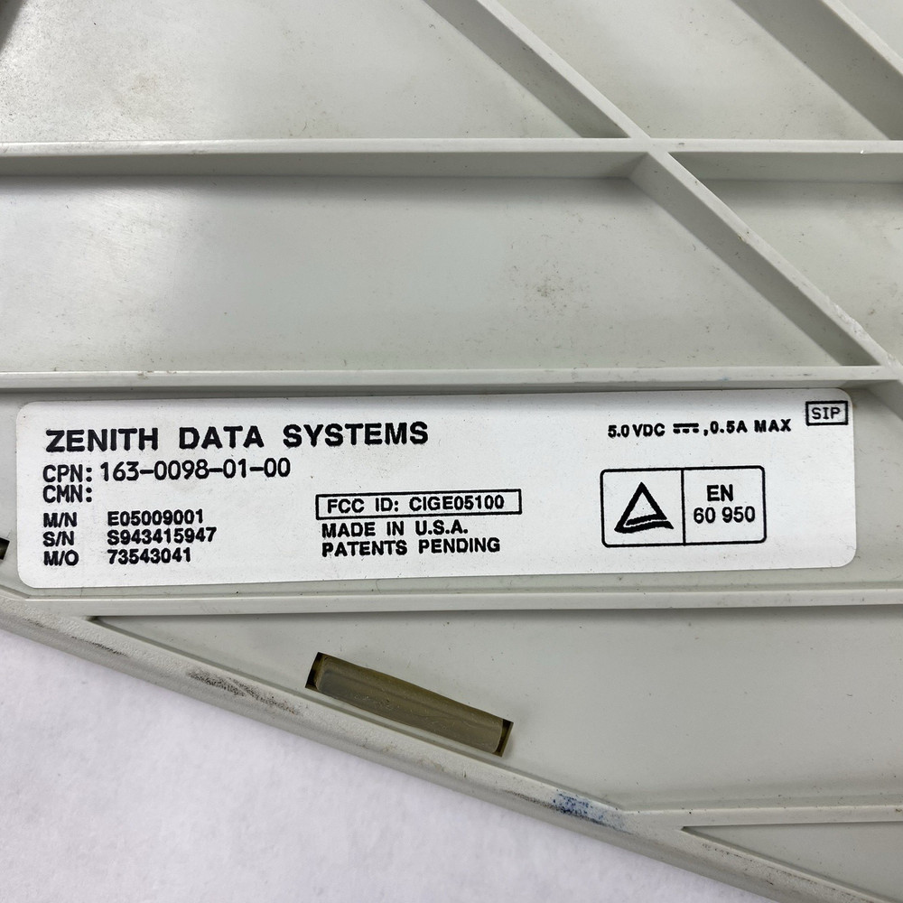 Zenith Data Systems E05009001 163-0098-01-00 Keyboard