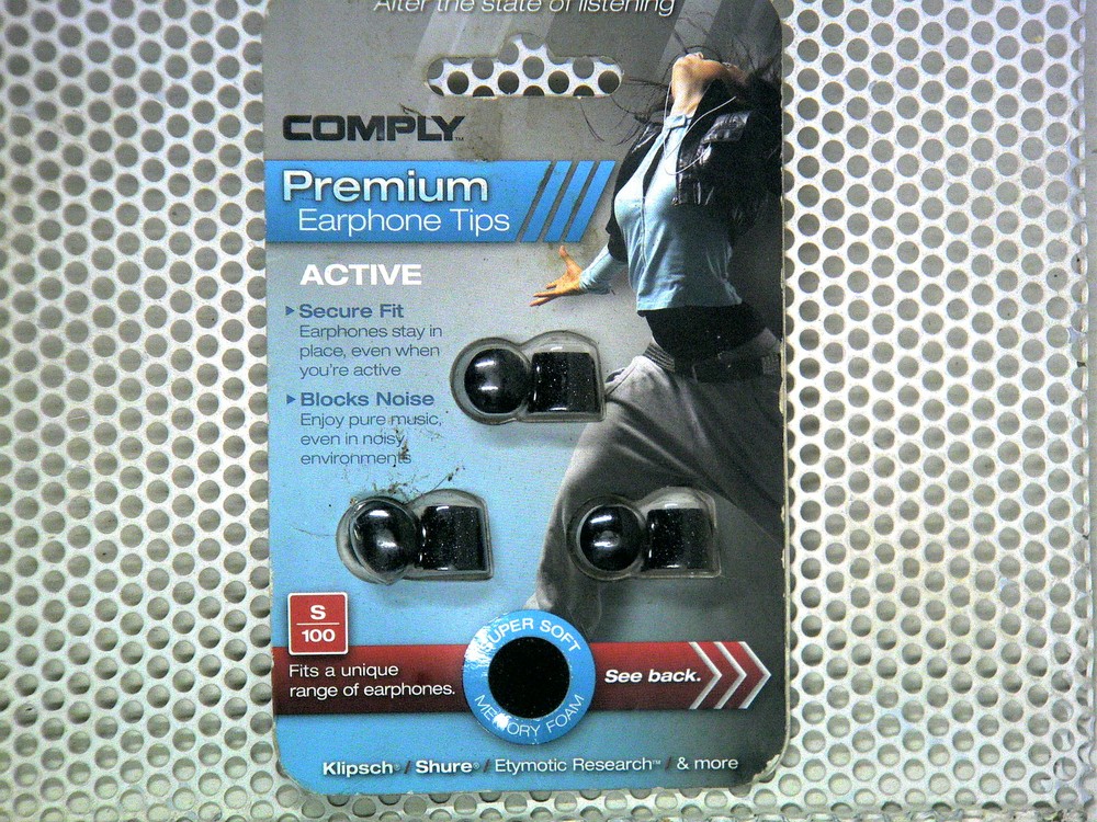 Comply S-100 Active Earphone Tips (Charcoal, 3 Pair, Medium)
