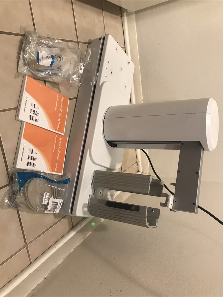 Agilent G2255A Well Plate Handler