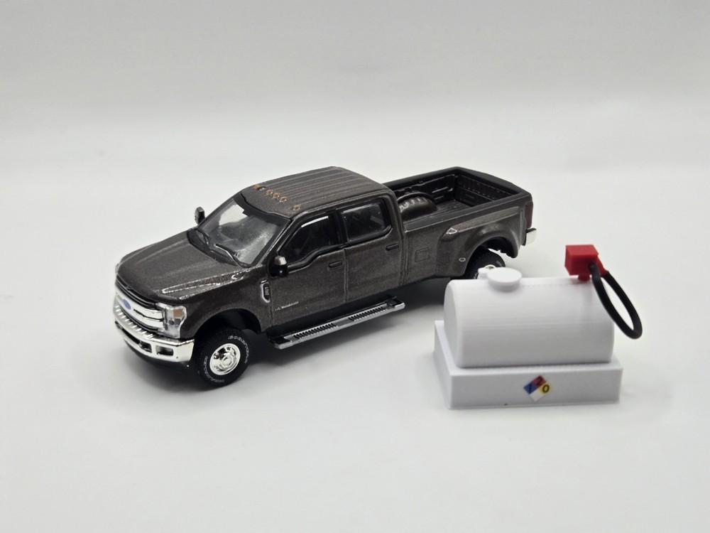 1/64 Scale 800 Gallon Diesel Tank In White