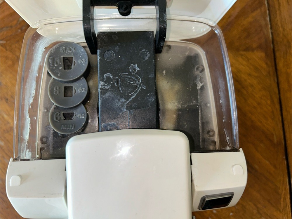 Keurig K10 Mini Plus White/Creme.