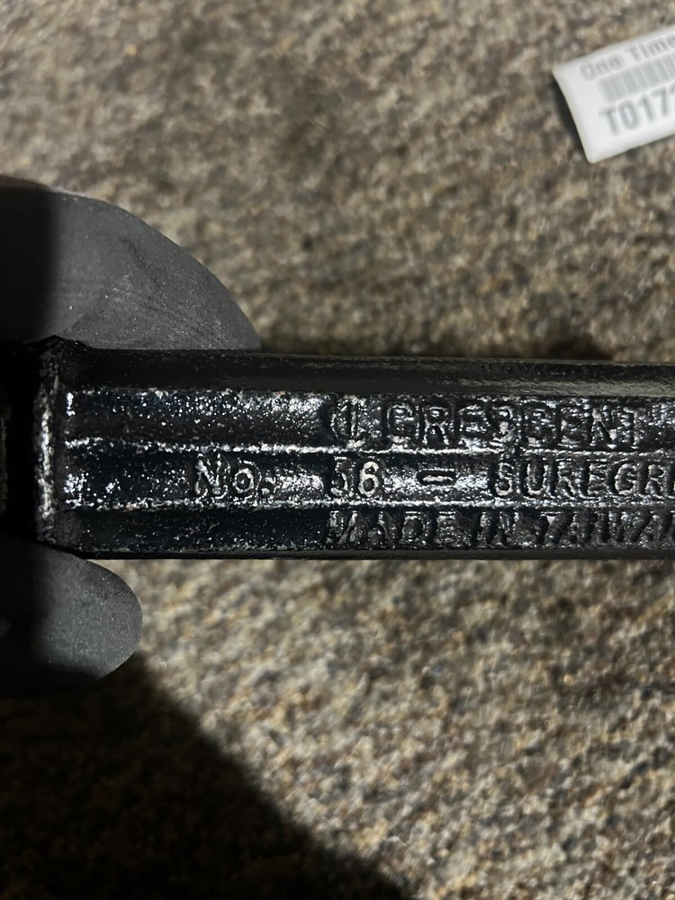 Crescent No. 56 Suregrip Cast Iron Nail Puller Tool Vintage Heavy Duty Black