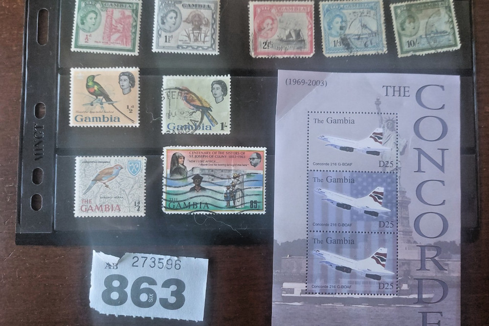 GAMBIA. About 30 mint & used + m/sheet. (Ref863)