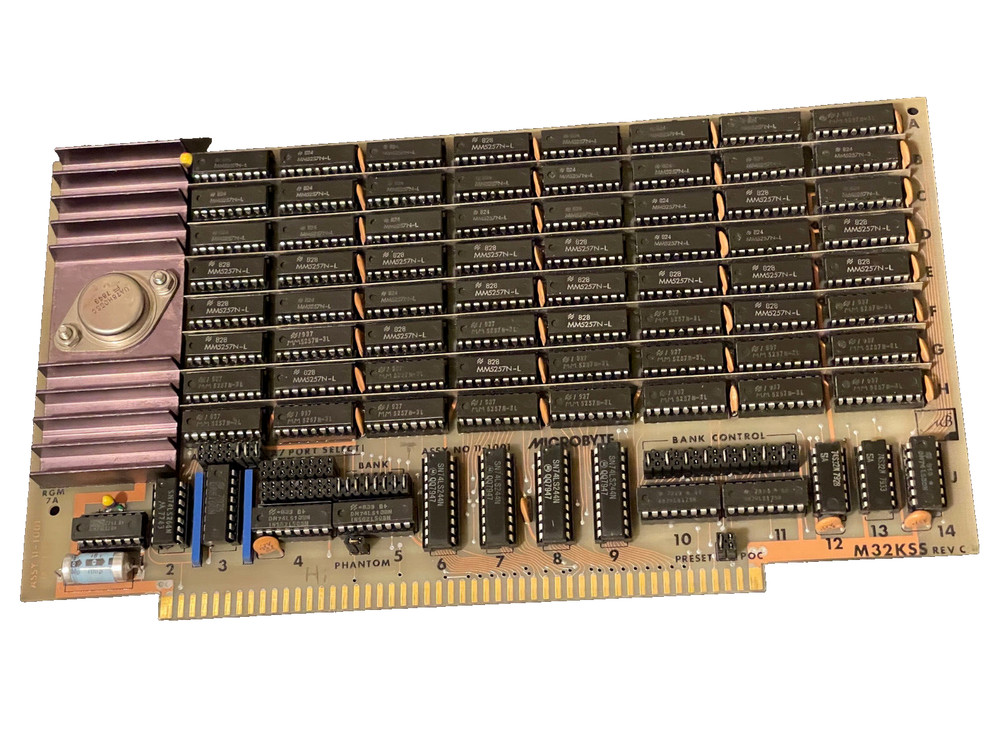 M32KSS MICROBYTE STATIC MEMORY BOARD S-100 (72) SOCKETED MM5257N-L SRAM VINTAGE