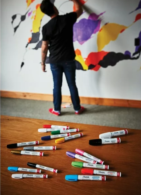 Sharpie Oil-Based Medium Point White Paint Marker, 1 Each