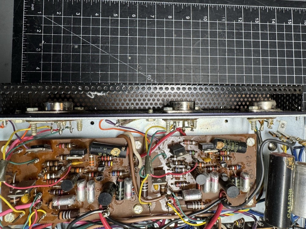 lowery solid state amplifier With Petal