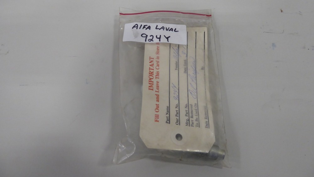 Alfa Laval 924Y Threaded Angled Plug