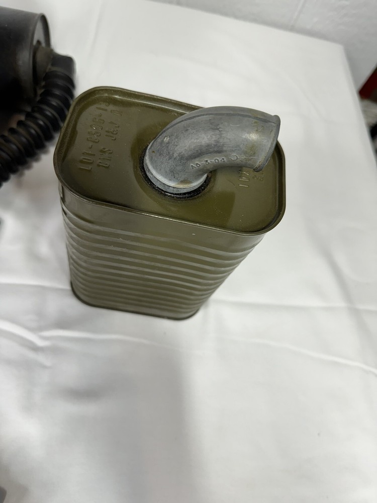 WW2 Gas Mask And Filters
