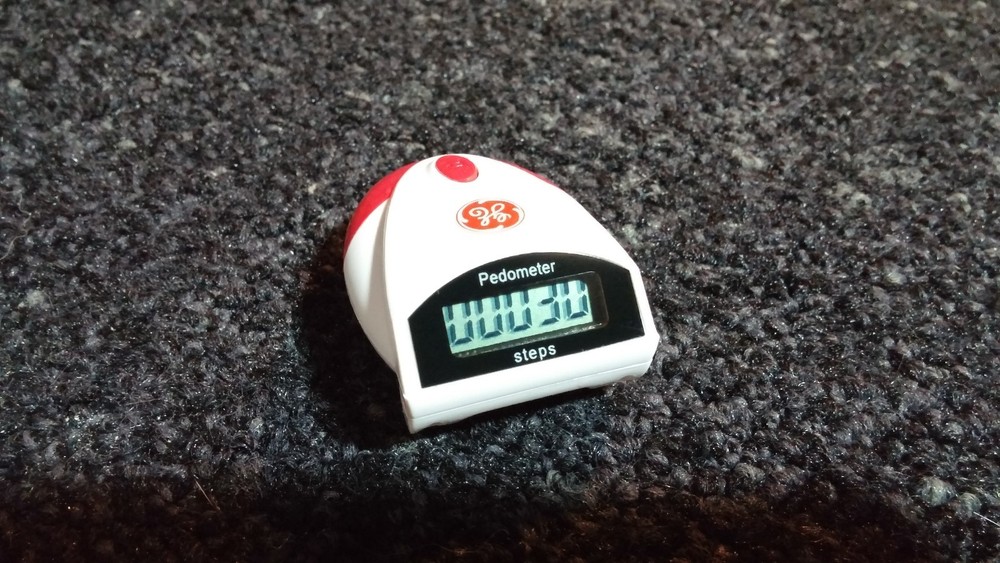 DESIGER TOP VIEW PEDOMETER NEW IN BOX