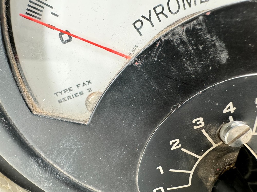 ALNOR Type FAX Series 2 Pyrometer 0-1600F