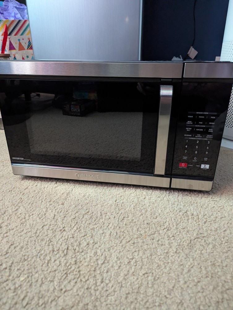 Cuisinart Microwave Oven - Model CMW110-FR