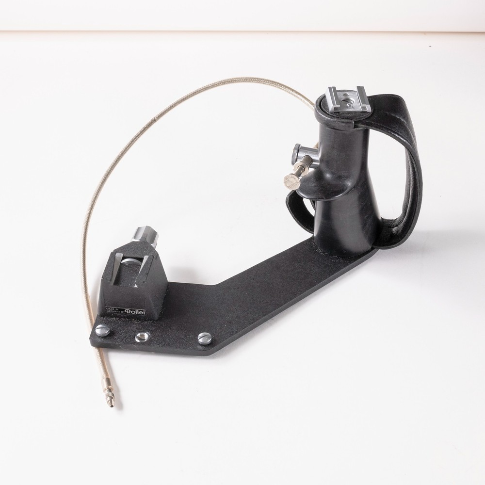 Rollei Cable Shutter Release Handle with extra flash hotshoe