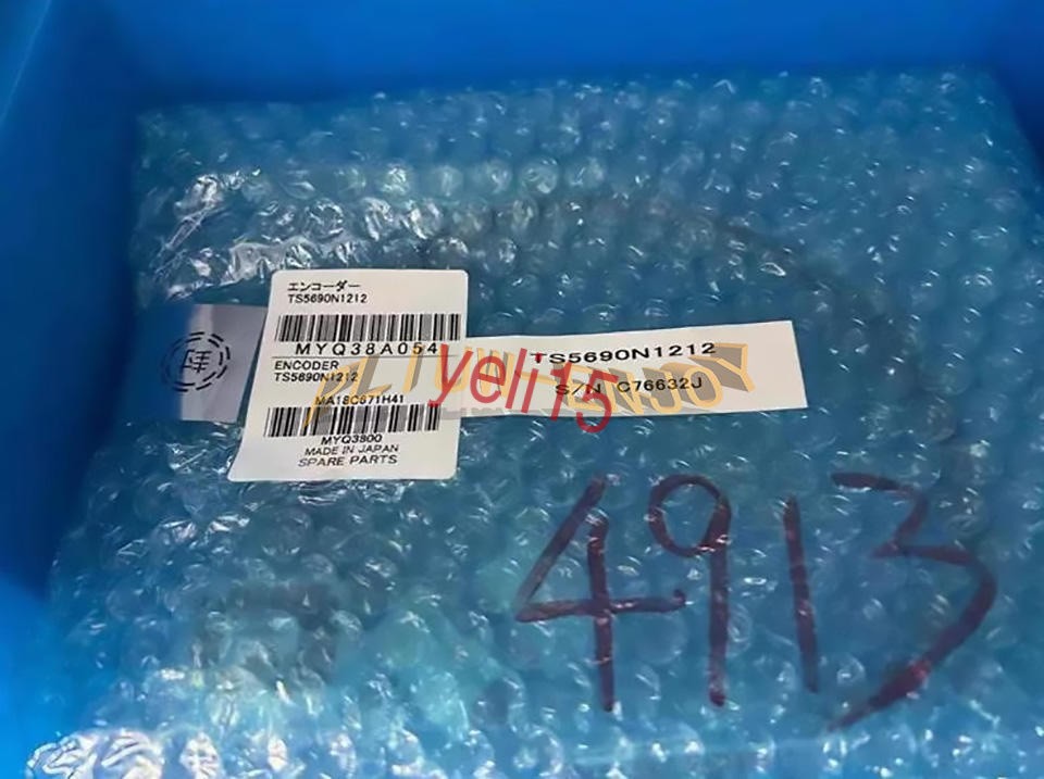 ONE MITSUBISHI SPINDLE ENCODER TS5690N1212 NEW
