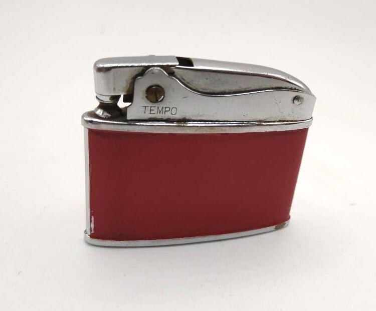 Vintage Chrome Body Red Tempo Cigarette Lighter