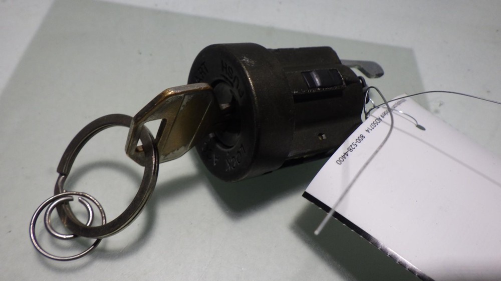 96 MITSUBISHI 3000GT Ignition W/Key