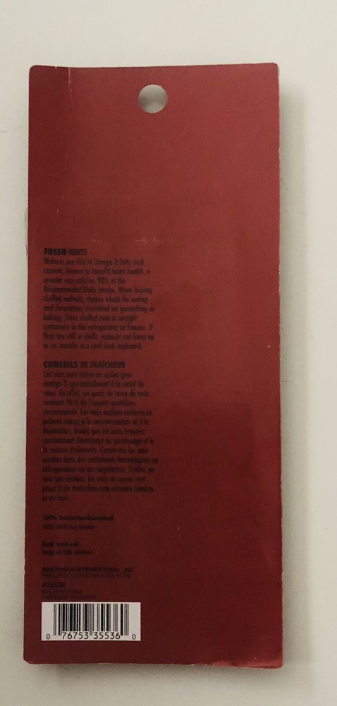 PRO FRESHIONALS 3 Piece Metal Nutcracker Set Includes 2 Nutcracker. NWT