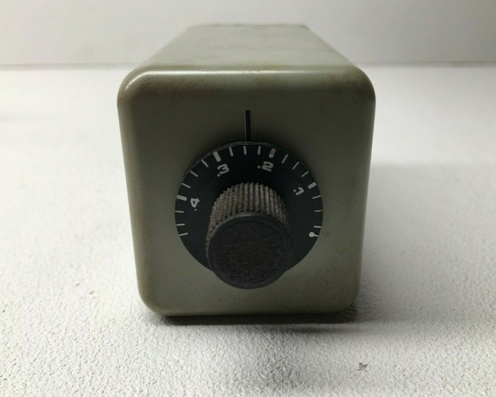 Eagle Signal CG905A3 (#6530)