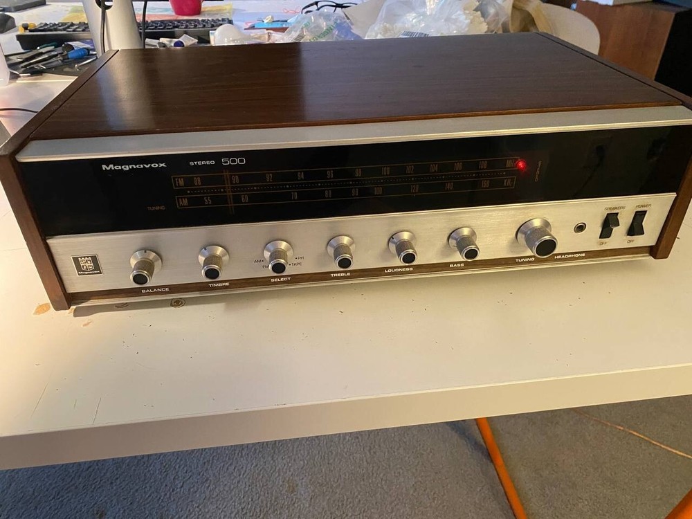Receiver Magnavox stereo 500