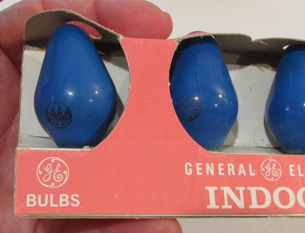 12 VTG C7 Christmas Light Replacement Bulbs Work Blue GE Scroll Circle Package
