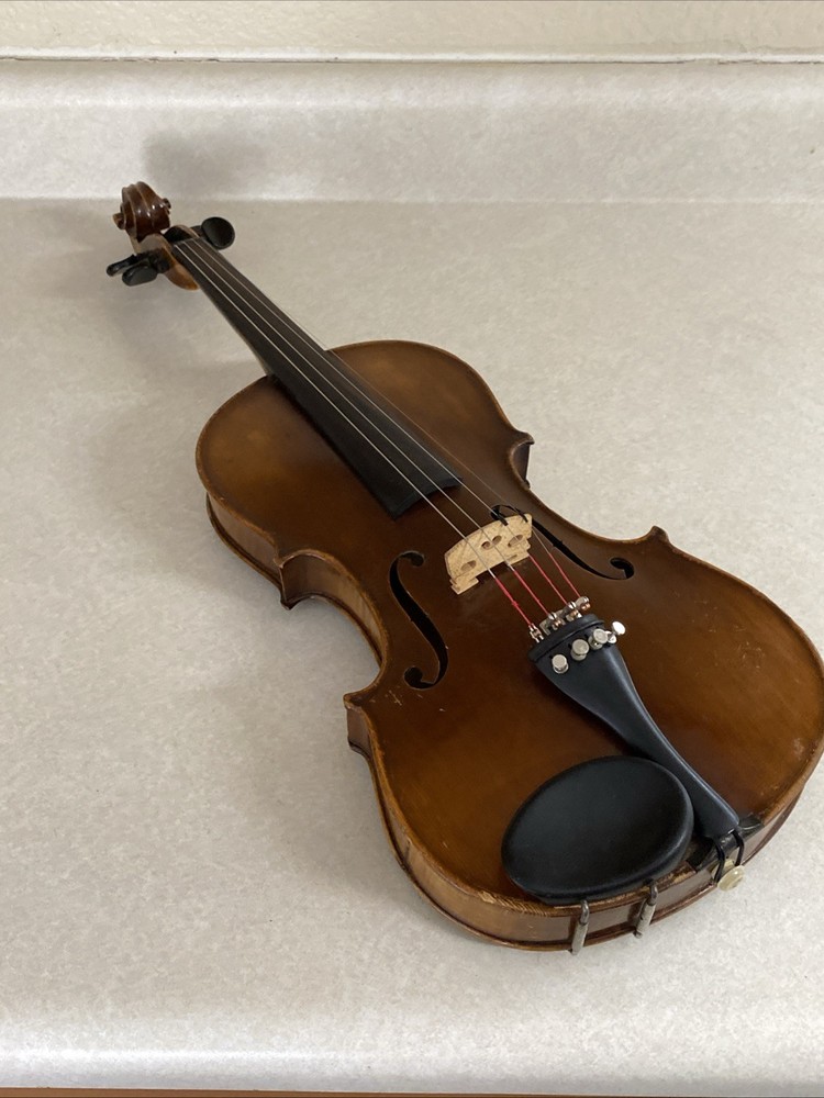 Antonius Stradivarius cremonensis violin