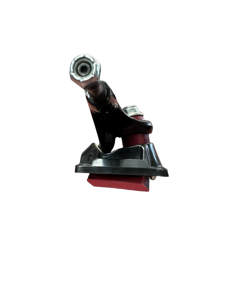 Tracker 80's Sixtrack trucks with ULTRALITE base plates RARE, HAWK, HOSOI,VISION