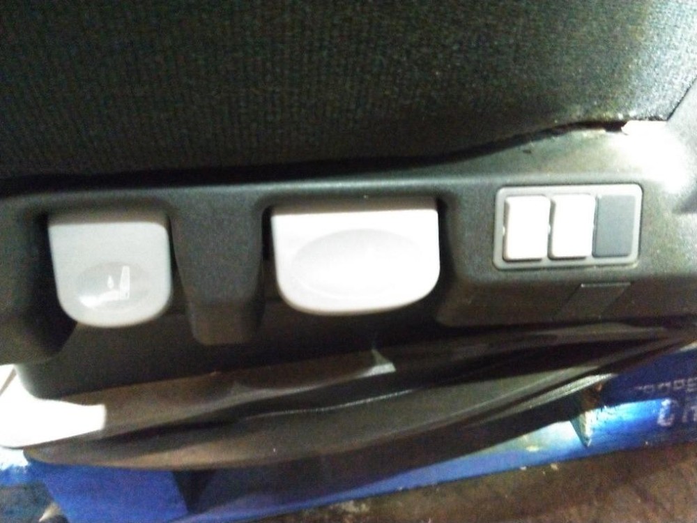 Replaces FREIGHTLINER CASCADIA FRONT SEAT , OH