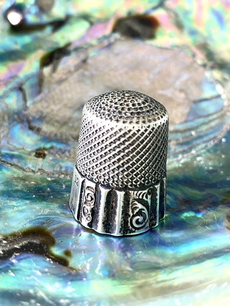 Antique Ketcham & McDougall MKD Sterling Silver Thimble 12