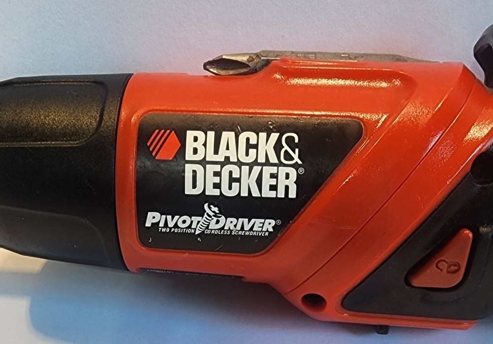 Black And Decker Pivot Driver/ Screw Gun