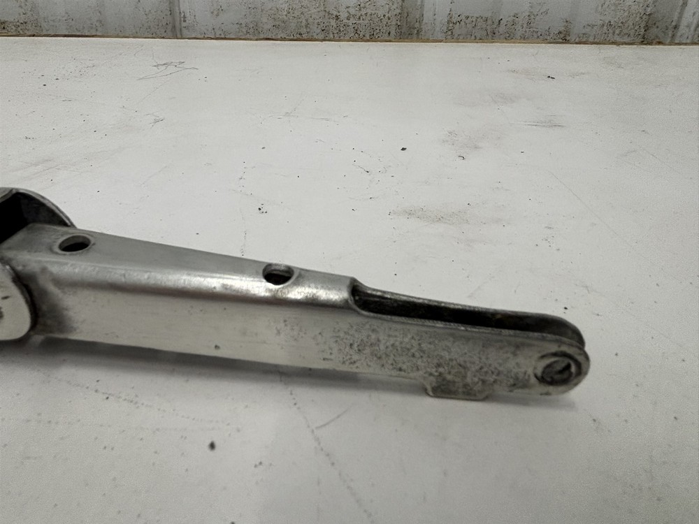 Luscombe Model 8 Window Latch Prop