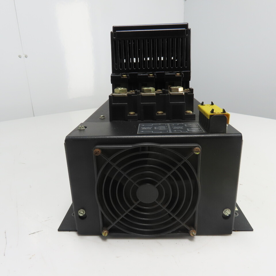 Allen Bradley 150-B97NBD Ser A 75HP Soft Start Motor Controller 480V 97A