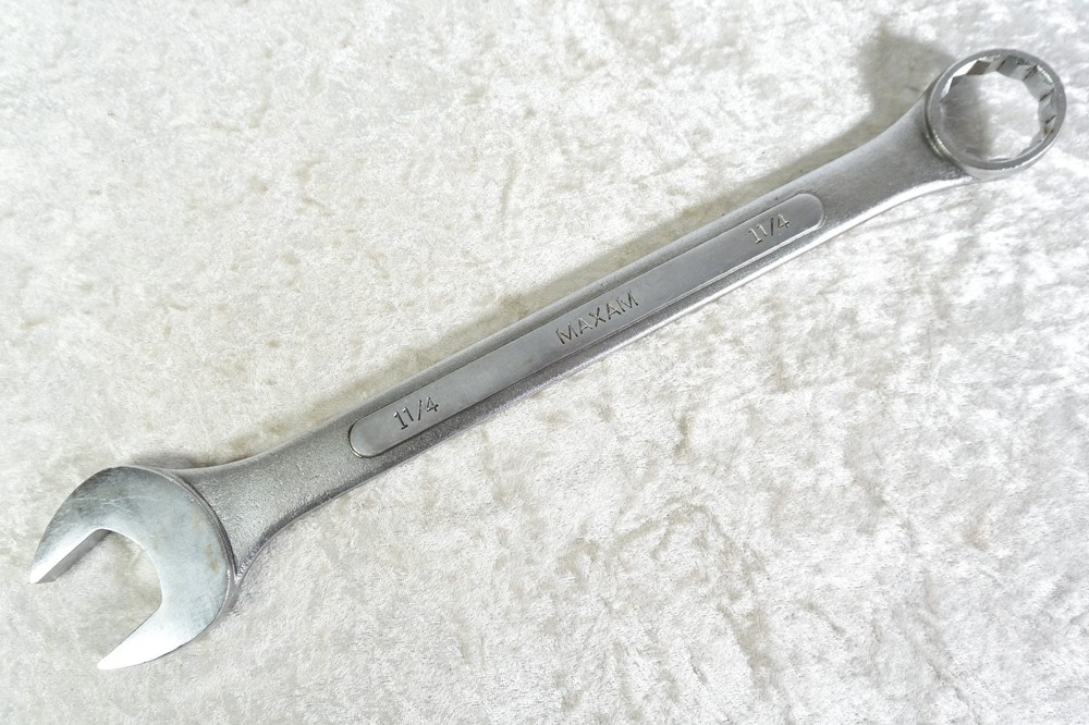 MAXAM Drop Forge 1 1/4" Combination 12-Point Wrench