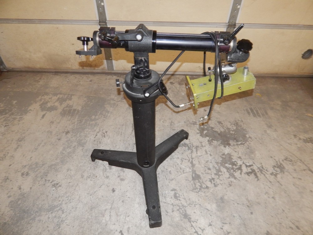 *LL* MICROWAVE ATTENUATOR ON ADJUSTABLE TRIPOD STAND (#4277)