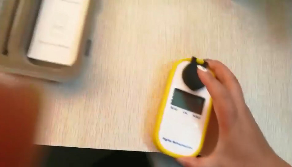 Handheld Alcohol Refractometer Wine Alcohol Meter Brix Meter KMW Tester