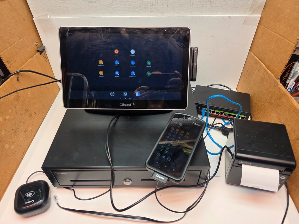 Complete Toast Flex System POS Screen, Customer Screen, Printer, Tap, Handheld