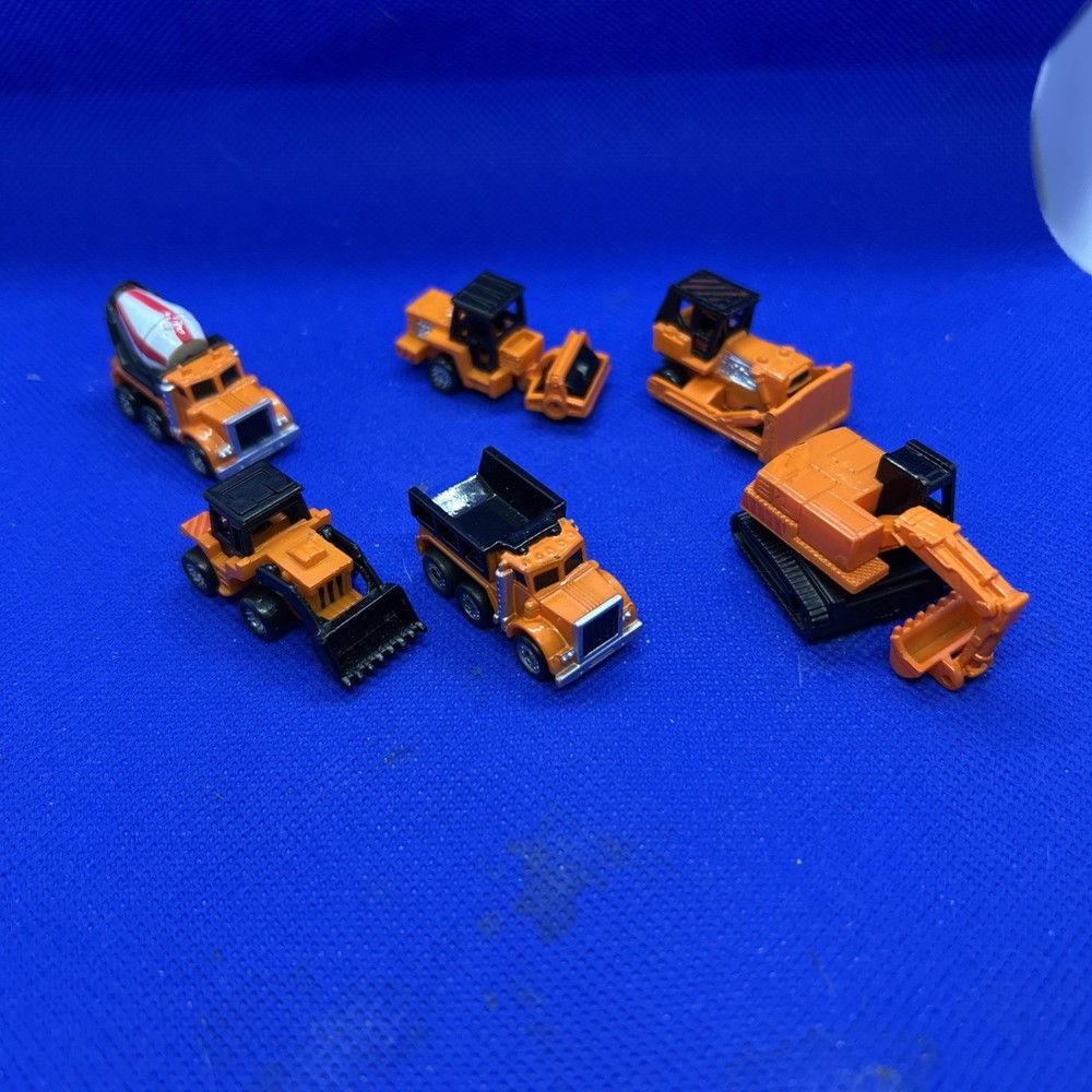 Micro Machines Construction Lot - Bulldozer Cement Tow Roller Excavator Loader